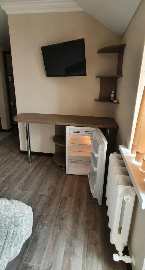 Hotel Konus Falesti Екстериор снимка
